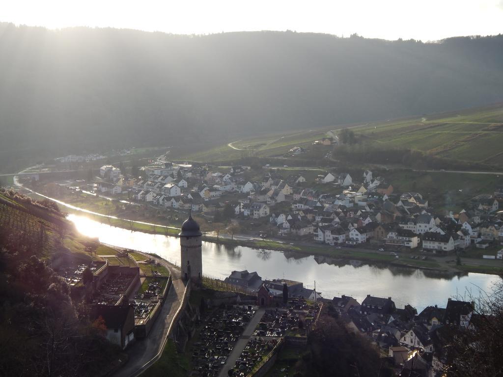 Gaestehaus Am Roemerbad Zell an der Mosel Zewnętrze zdjęcie